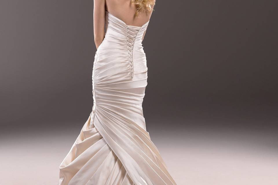 BLISS BRIDAL BOUTIQUE - Rent a brand new wedding dress in Jamaica!