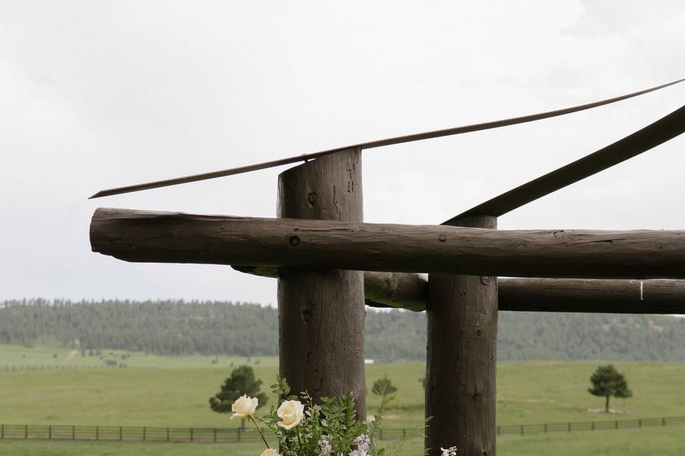 Ceremony arch detailed shot