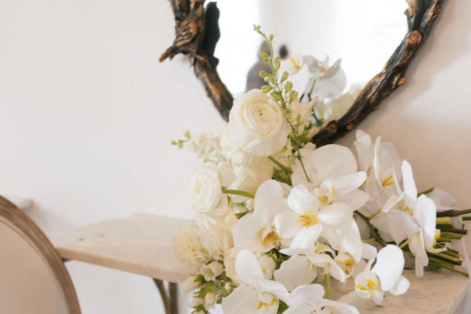 Orchid white bridal moment