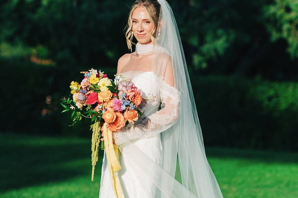 Colorful summer bridal