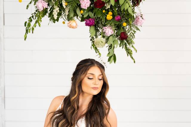 Colorful summer wedding