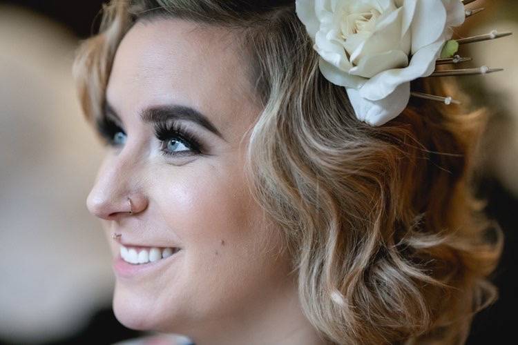 Lush eyelashes