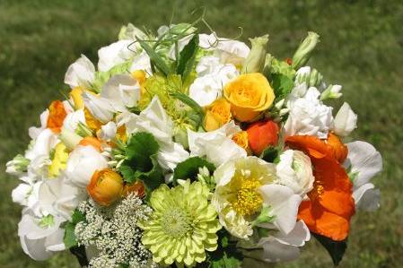 Summer bouquet for Vermont wedding