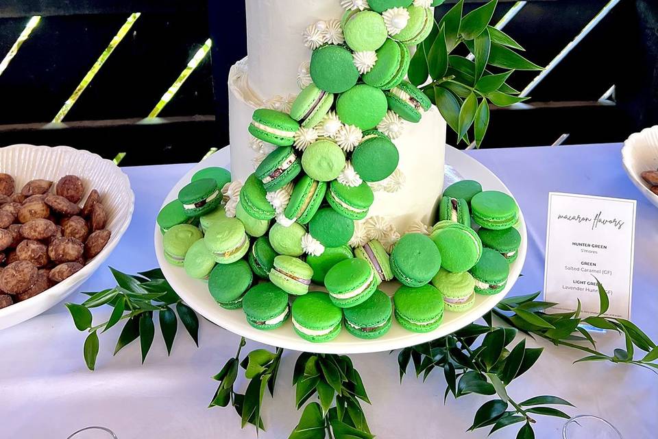 Big Poppa - Macaron Waterfall