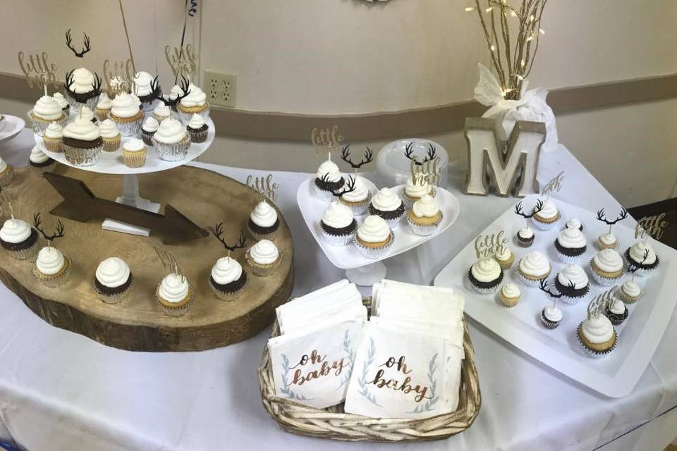 Cake table