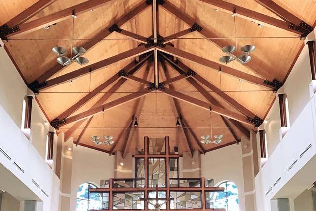 Breathtaking church ceremony