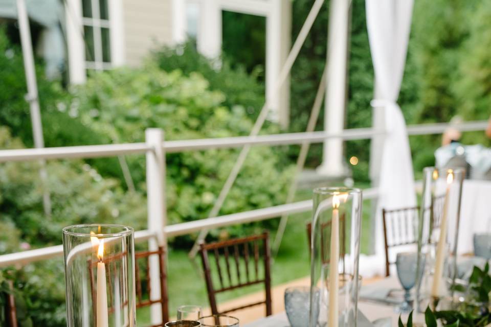 Blue and white table decor