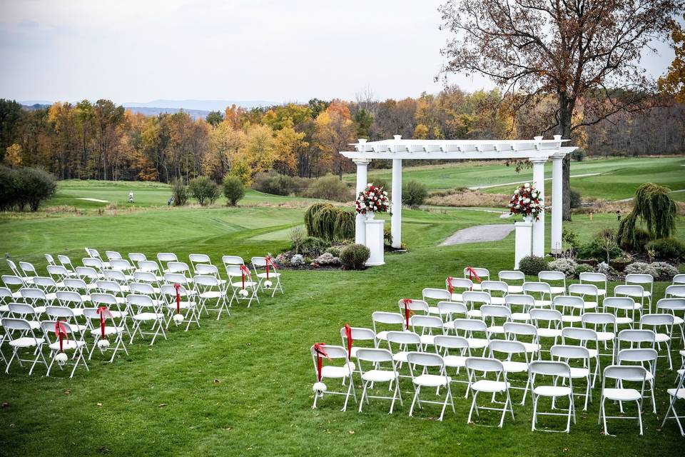 Outdoor wedding space