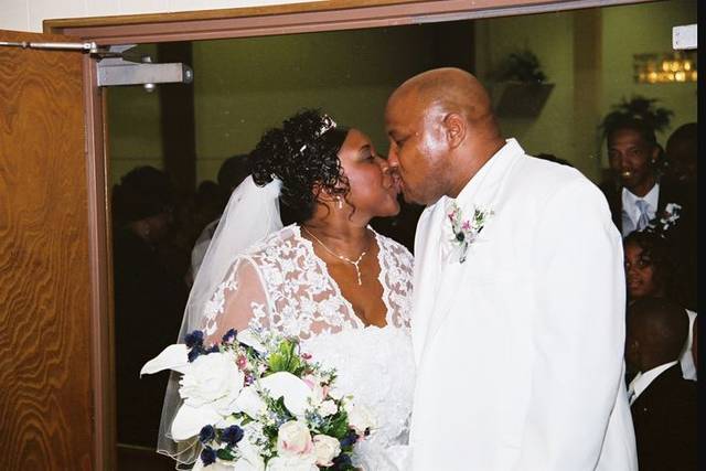 Couple kissing