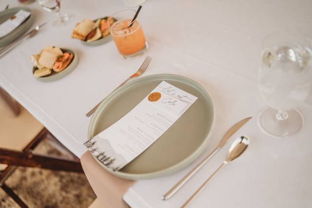 Place setting