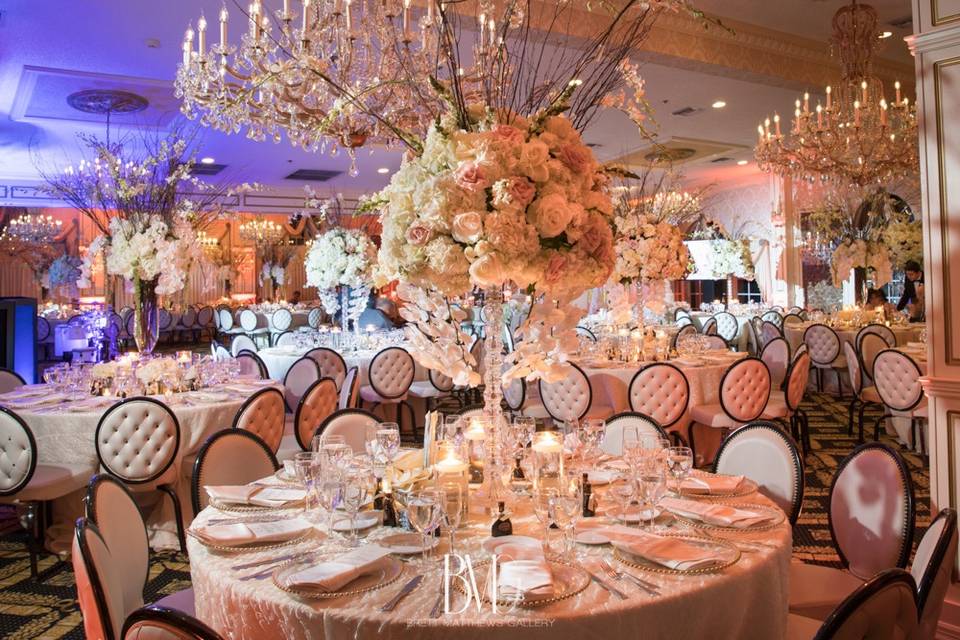 Elevated centerpiece