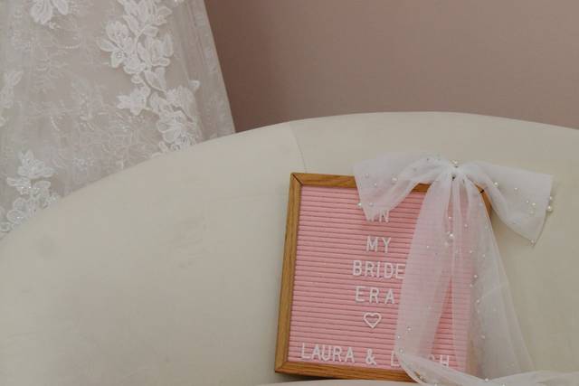Bel Aire accessories