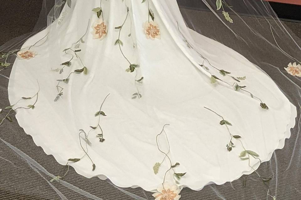 Enaura Wedding Dress