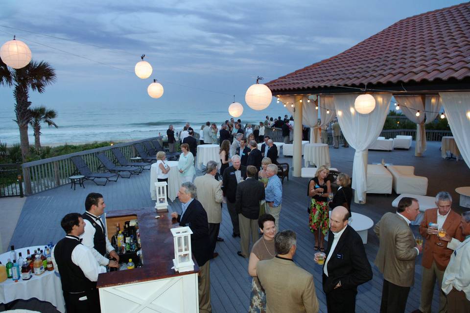 Deck bar and reception