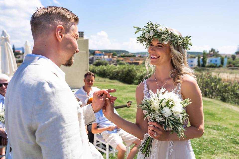 Small wedding in a villa, Cret