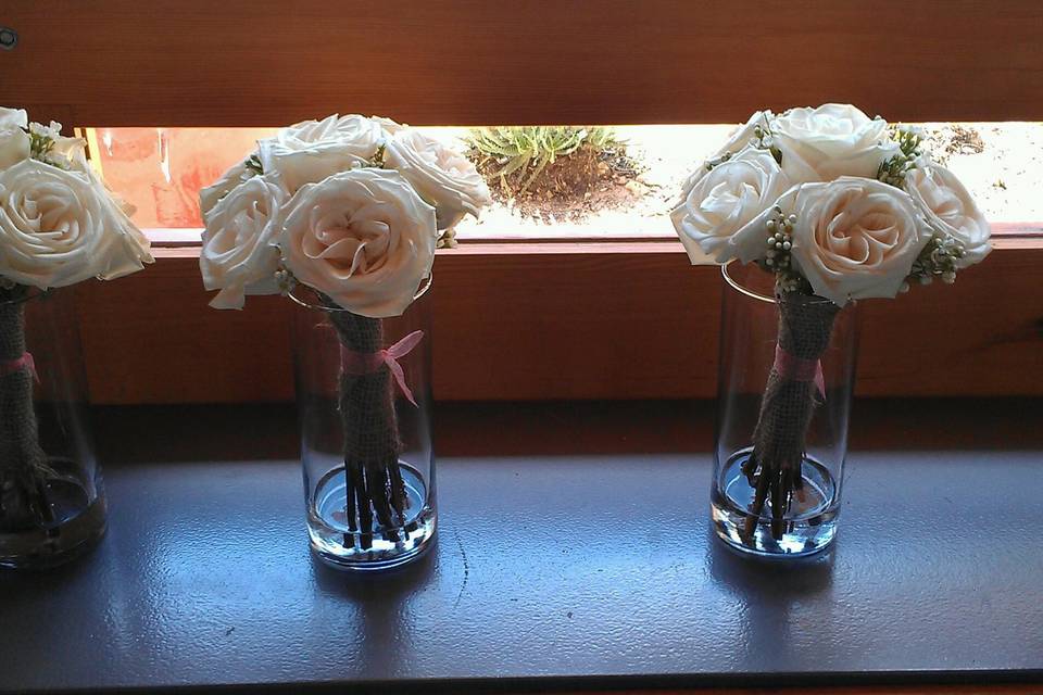 White rose in a clear vase