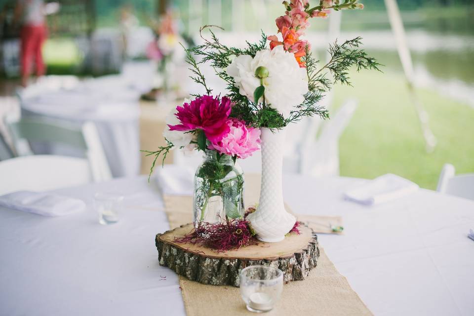 Romantic floral centerpiece