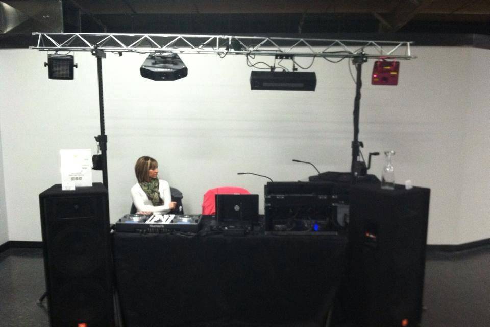 DJ set-up