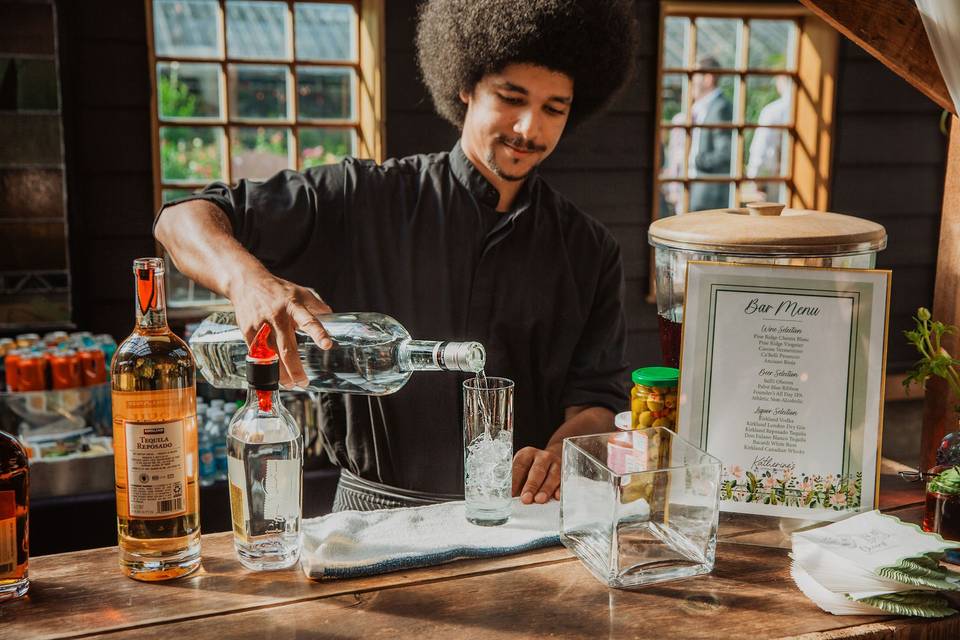 Bar Service