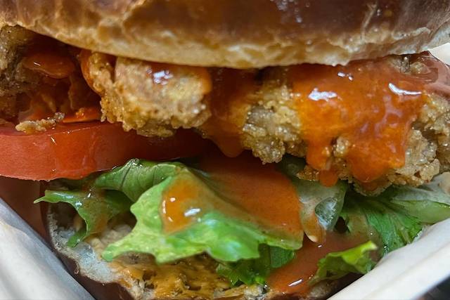 Buffalo Chk’n sandwich