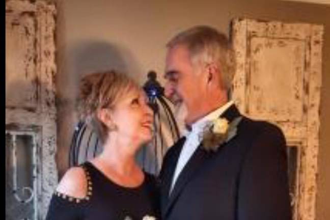 New Year Eve's Wedding at Chaplain Kim's...start the year right!