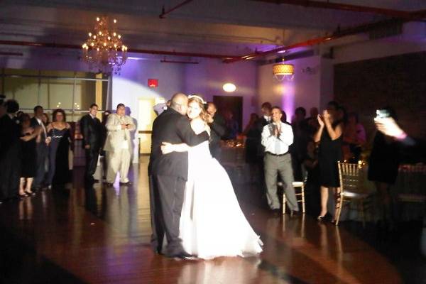 bride and groom first dance