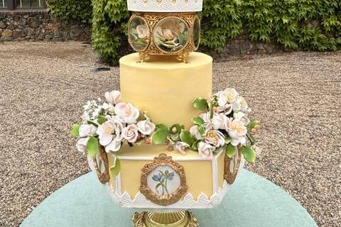 Cake Separator, Spring Cake