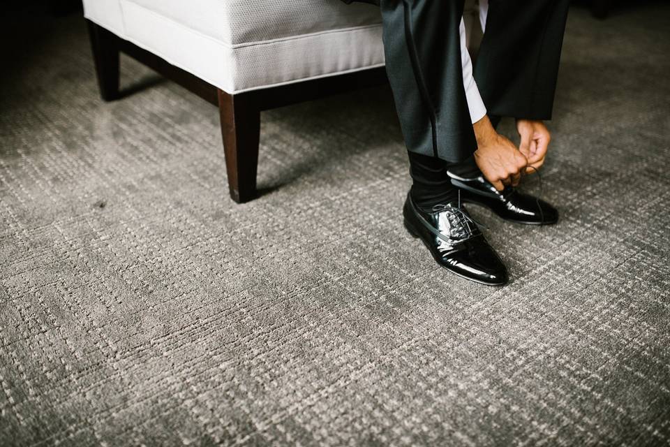 Groom's shoes