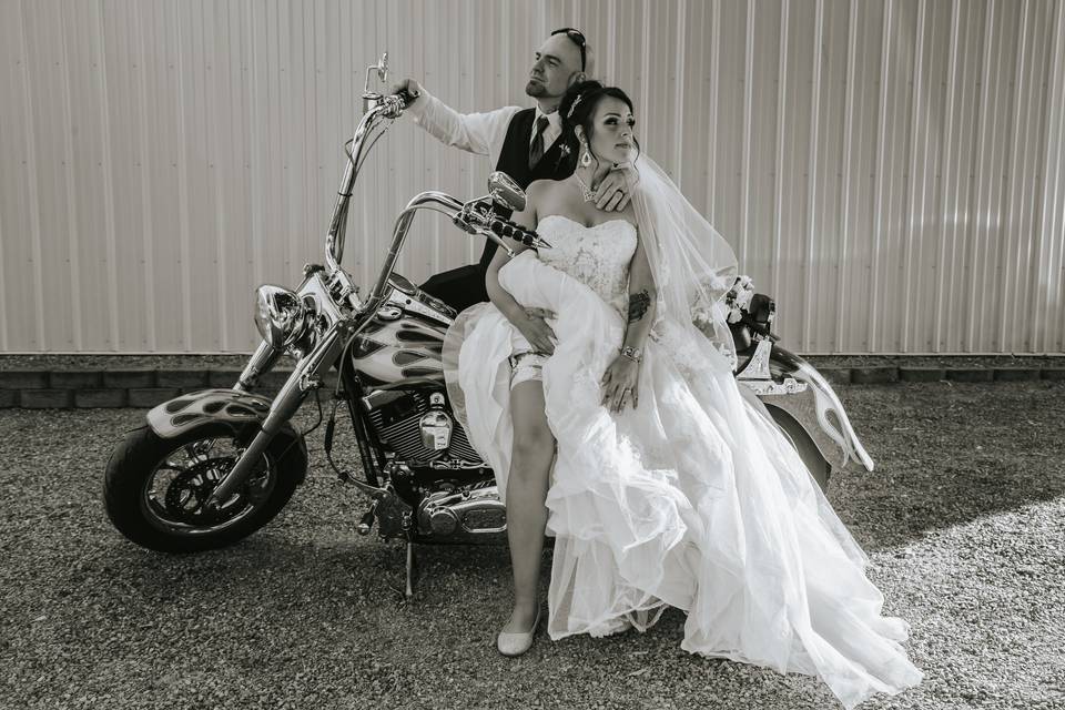 Harley Fanatic newlyweds