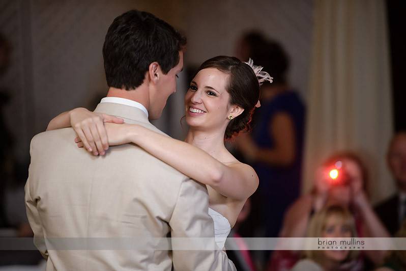 Newlyweds' first dance