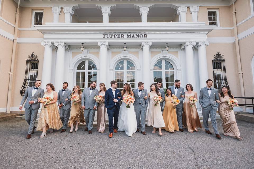 Tupper Manor