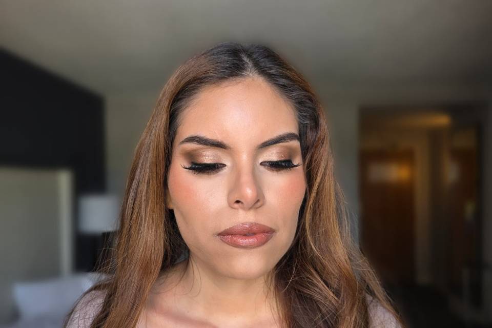 Event bronze look