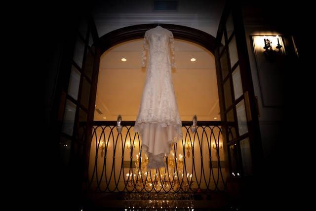 Elegant details of the bridal gown