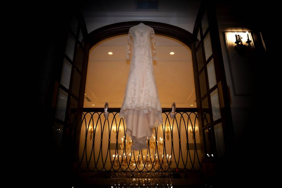 Elegant details of the bridal gown