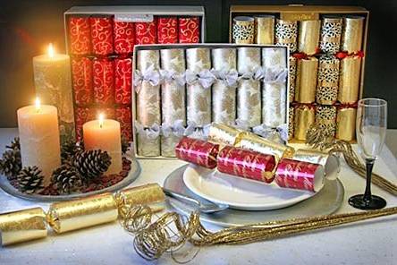 Party cracker display