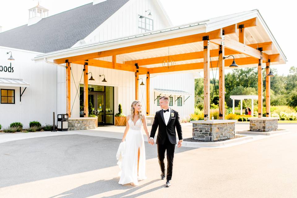 Bay Pointe Woods Exterior