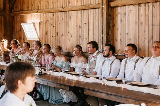 Bridal party dining