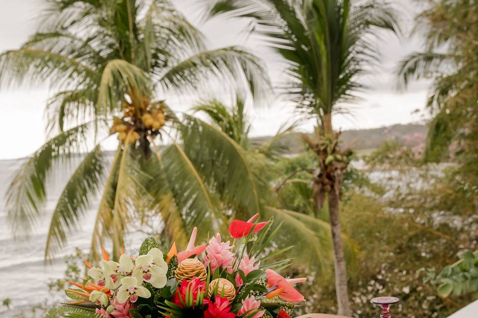 Tropical dinner for 2