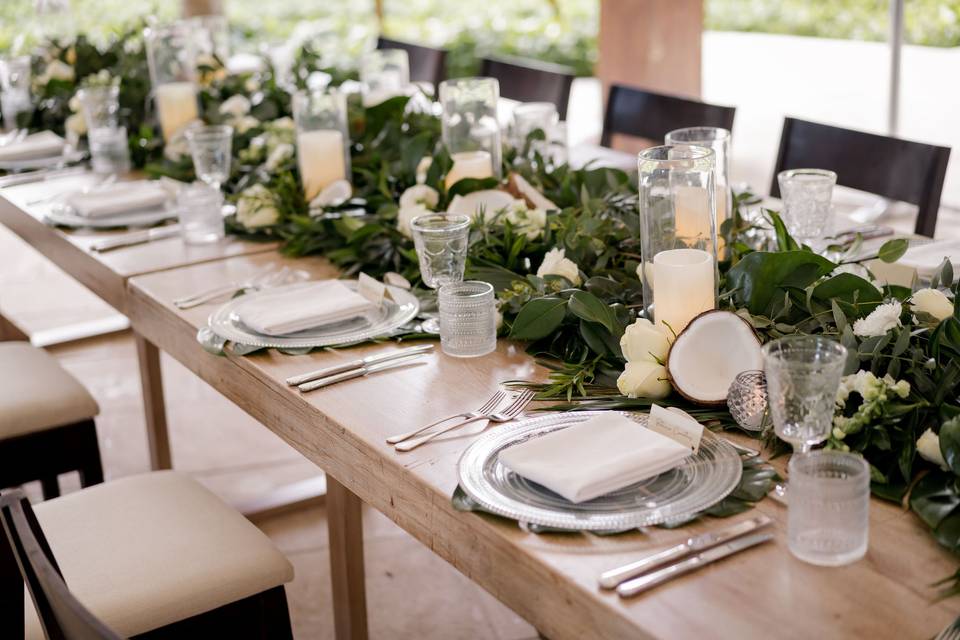 Tablescape