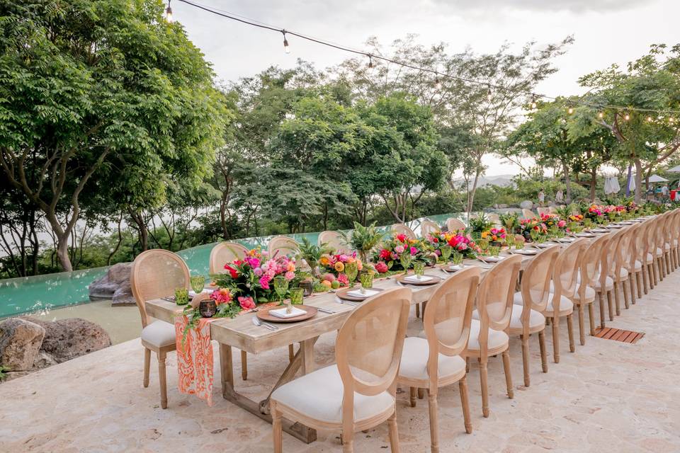 Reception by the pool