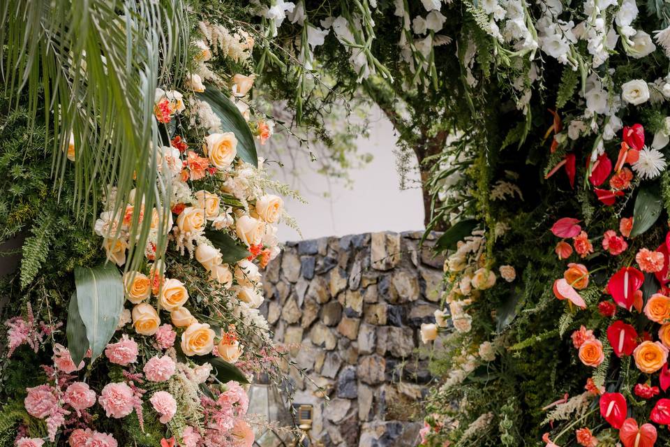 Ceremony arch