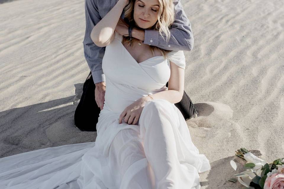 Nevada Sand Dunes Elopement