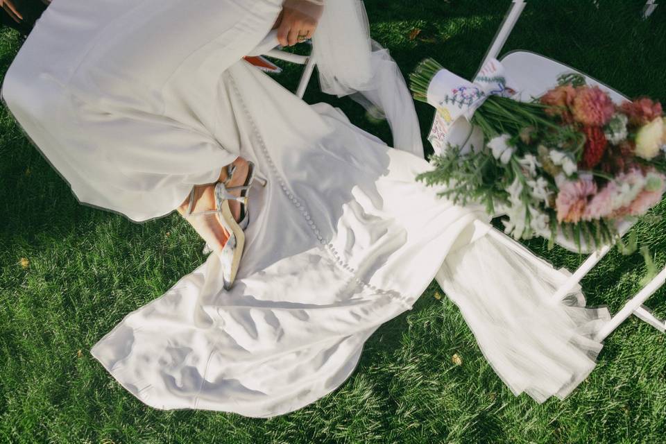 Bride detail shot