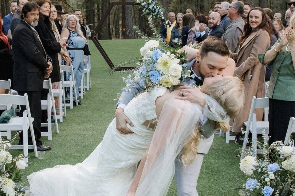 Bride groom dip