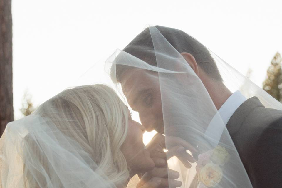 Bride groom sunset photo