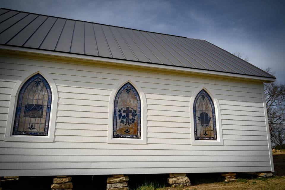 Chapel seats 100