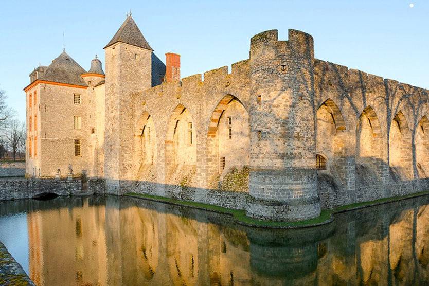 France Castle Ludicris 40th