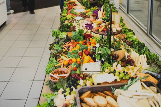 18 Feet of Food!!