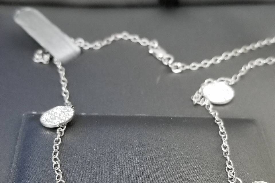 1.5 ct necklace