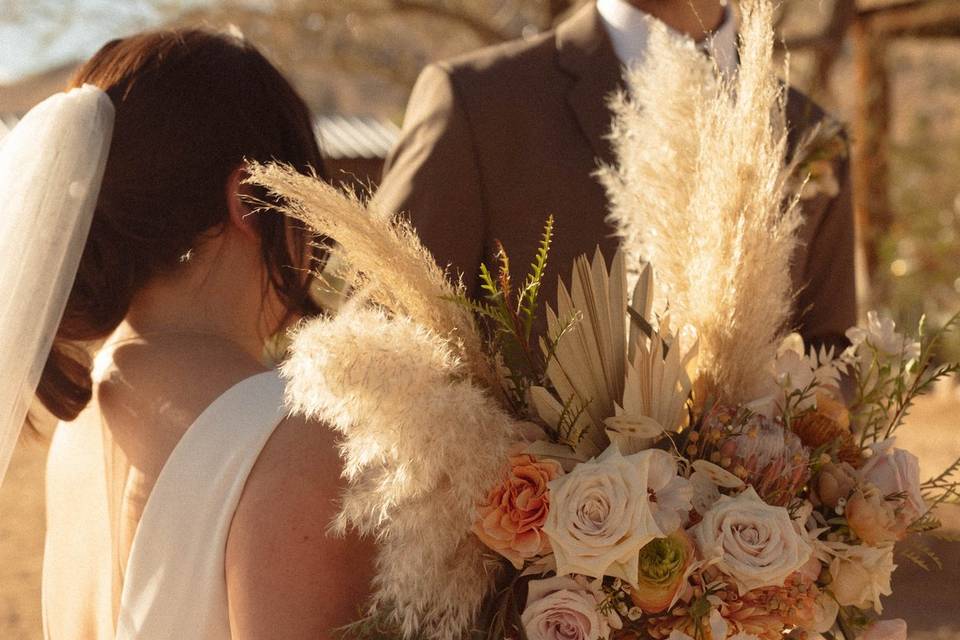 Dreamy desert bridal bouquet